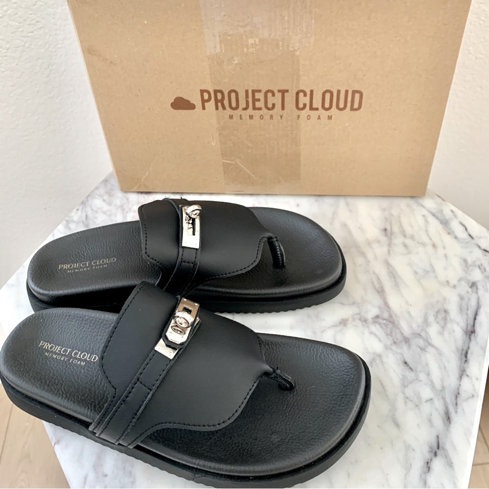 ☁️ PROJECT CLOUD Vita Genuine Leather Turn Lock Flat Sandals in Black